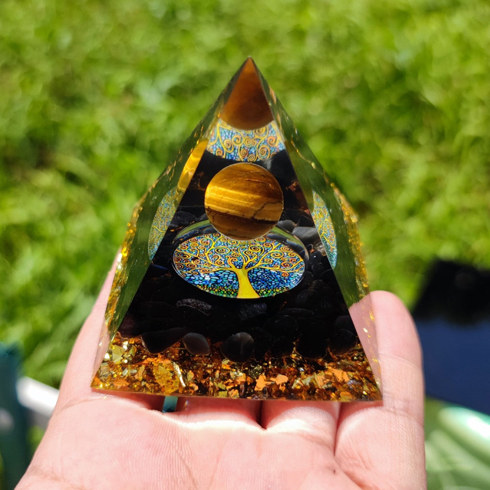 Amethyst Peridot Healing Crystal Energy Orgonite Pyramide - Omamoristone お守り石
