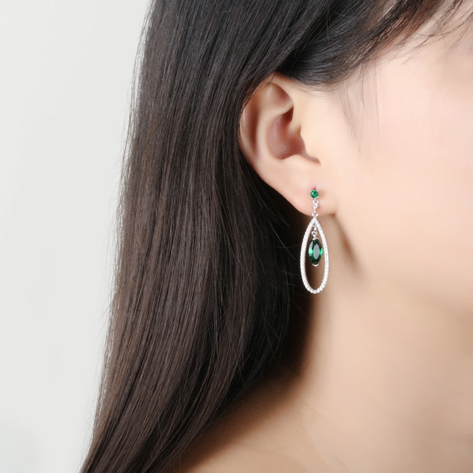Natural Emerald 925 Silver Dangle Earrings - Omamoristone お守り石