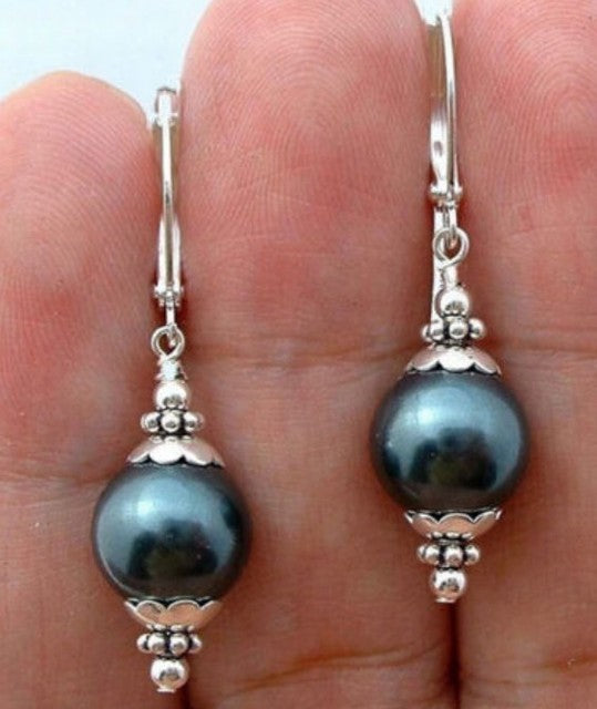 Blue Lapis Lazuli Bead Earrings - Omamoristone お守り石