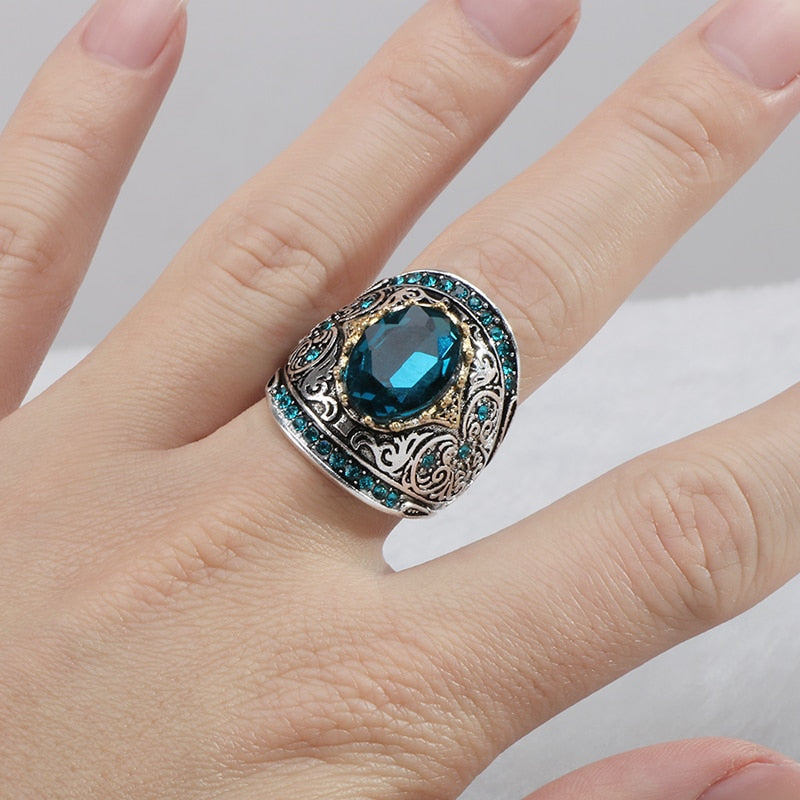 Huge Oval Gemstones Hyperbole Design Aquamarine Ring - Omamoristone お守り石