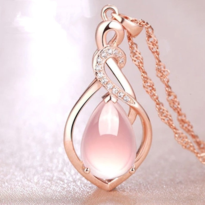 Natural Pink Quartz Pendant Necklace - Omamoristone お守り石