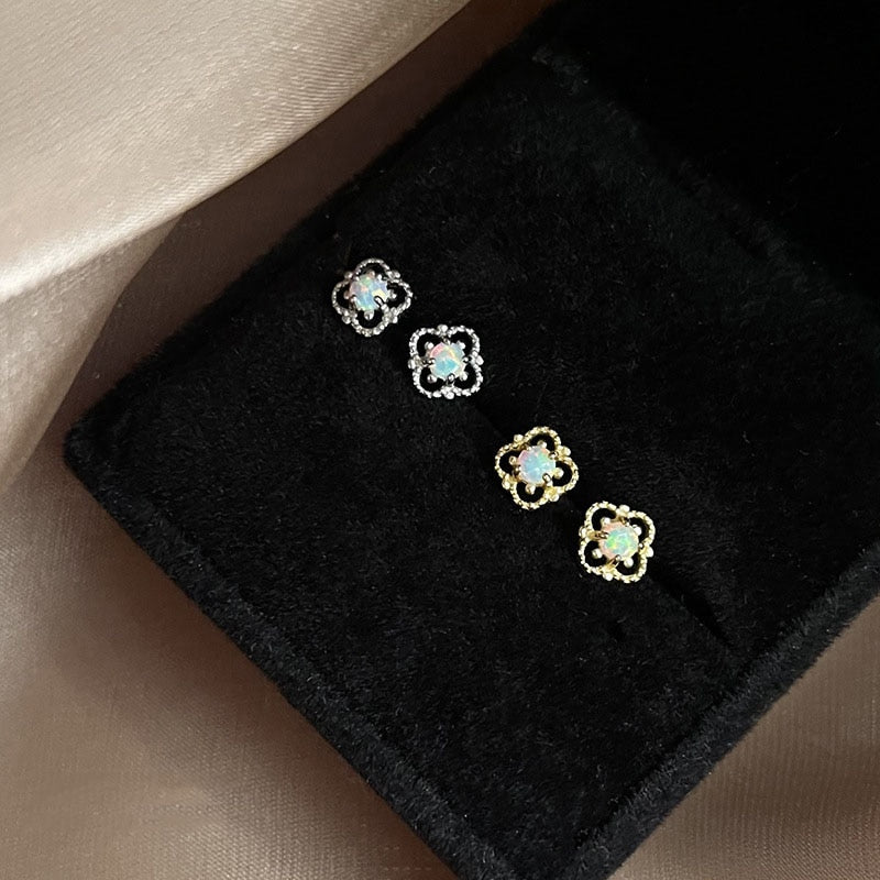 Vintage Flower Opal Gold Earrings - Omamoristone お守り石